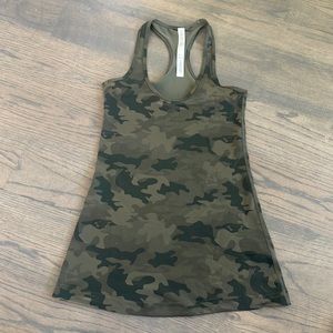 Lululemon cool racerback size 4 new